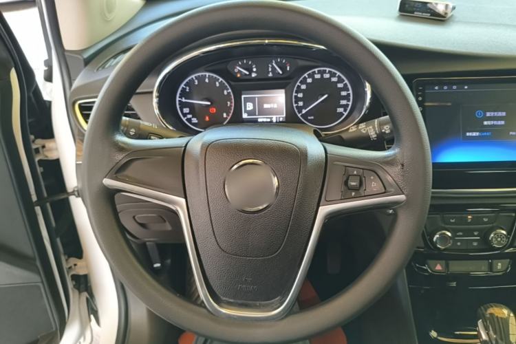 Used Buick Encore 2017 18T Automatic Two-Wheel Drive Urban Leading Model Steering Wheel