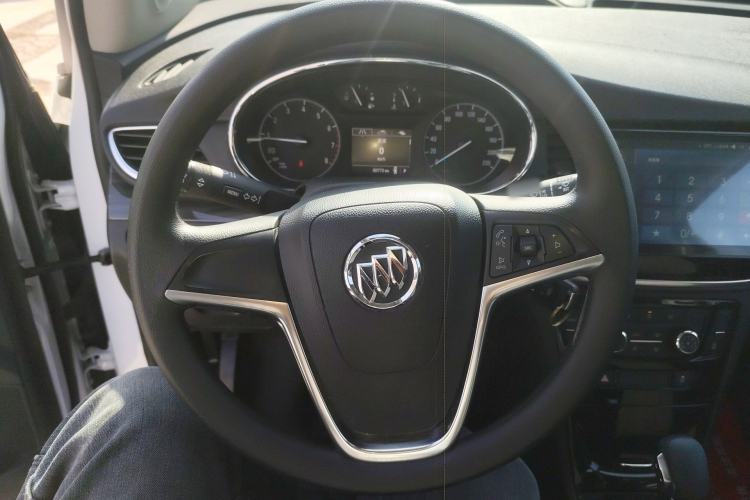 Used Buick Encore 2017 18T Automatic Two-Wheel Drive Urban Leading Model Steering Wheel