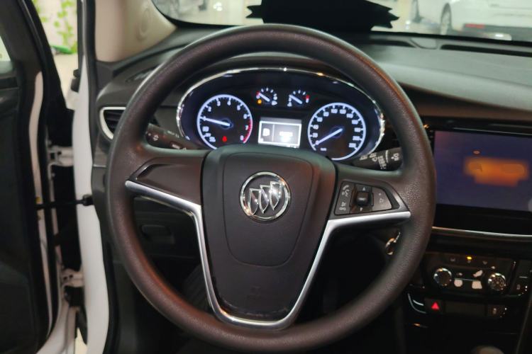 Used Buick Encore 2017 18T Automatic Two-Wheel Drive Urban Leading Model Steering Wheel