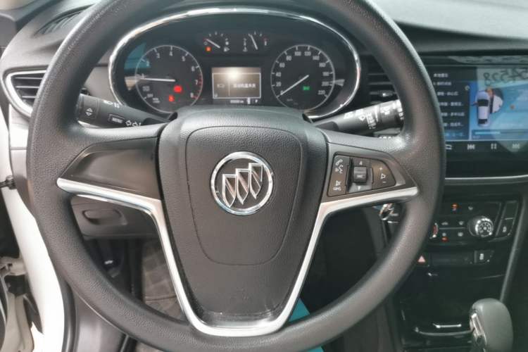Used Buick Encore 2017 18T Automatic Two-Wheel Drive Urban Leading Model Steering Wheel