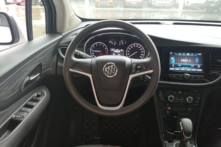 Used Buick Encore 2017 18T Automatic Two-Wheel Drive Urban Leading Model Steering Wheel