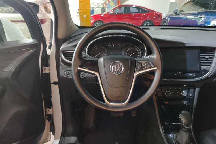 Used Buick Encore 2017 18T Automatic Two-Wheel Drive Urban Leading Model Steering Wheel