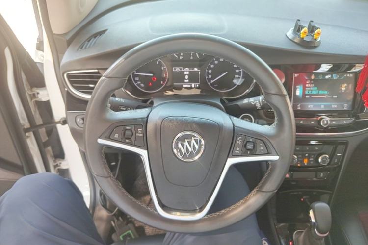 Used Buick Encore 2017 18T Automatic Two-Wheel Drive Urban Elite Model Steering Wheel