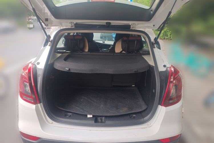 Used Buick Encore 2017 18T Automatic Two-Wheel Drive Urban Elite Model Trunk