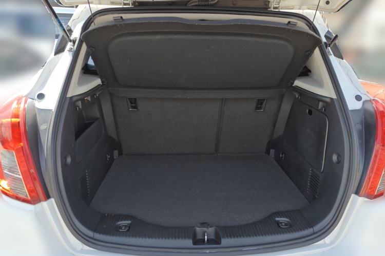 Used Buick Encore 2017 18T Automatic Two-Wheel Drive Urban Leading Model Trunk