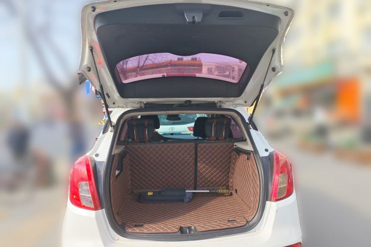 Used Buick Encore 2017 18T Automatic Two-Wheel Drive Urban Leading Model Trunk