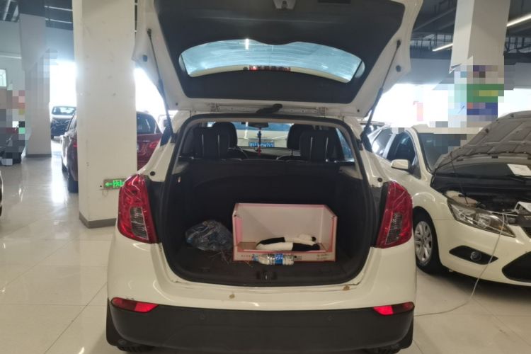 Used Buick Encore 2017 18T Automatic Two-Wheel Drive Urban Leading Model Trunk