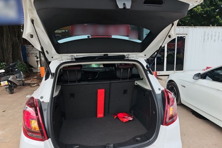 Used Buick Encore 2017 18T Automatic Two-Wheel Drive Urban Elite Model Trunk