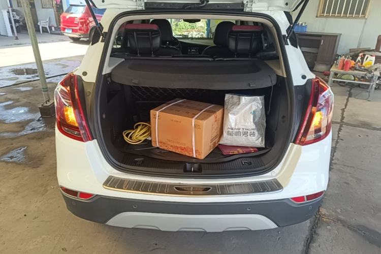 Used Buick Encore 2017 18T Automatic Two-Wheel Drive Urban Elite Model Trunk