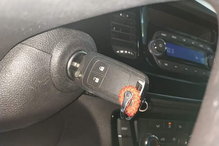 Used Buick Encore 2017 18T Automatic Two-Wheel Drive Urban Leading Model Vehicle Key