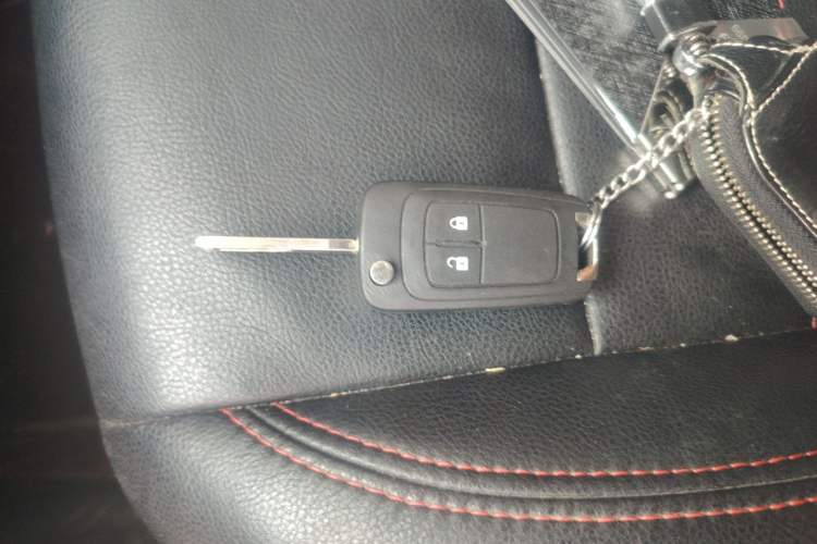 Used Buick Encore 2017 18T Automatic Two-Wheel Drive Urban Leading Model Vehicle Key