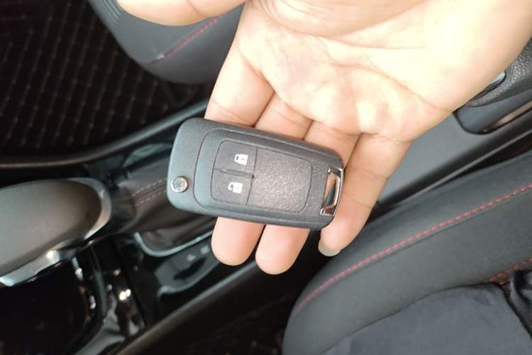 Used Buick Encore 2017 18T Automatic Two-Wheel Drive Urban Leading Model Vehicle Key