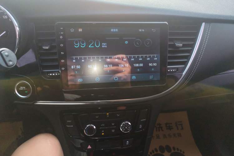Used Buick Encore 2017 18T Automatic Two-Wheel Drive Urban Fashion Model Audio And AC Panel