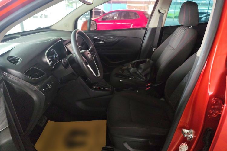 Used Buick Encore 2017 18T Automatic Two-Wheel Drive Urban Fashion Model Left Front Seat
