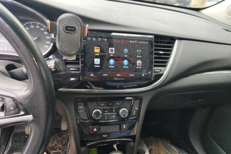 Used Buick Encore 2018 18T Automatic Two-Wheel Drive Urban Leading Model Audio And AC Panel
