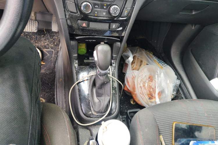 Used Buick Encore 2018 18T Automatic Two-Wheel Drive Urban Leading Model Gear Lever