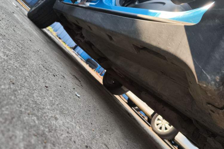 Used Buick Encore 2018 18T Automatic Two-Wheel Drive Urban Leading Model Right Side Sill