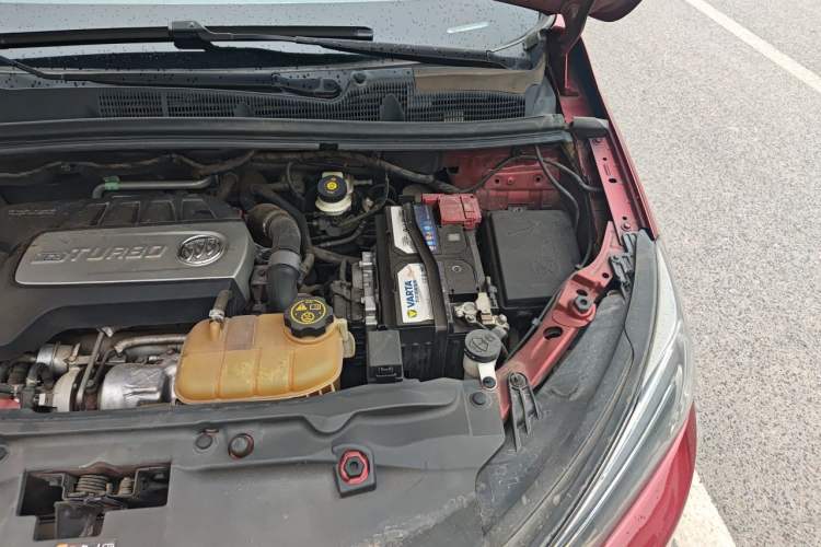 Used Buick Encore 2018 18T Automatic Two-Wheel Drive Urban Leading Model Engine Bay Left