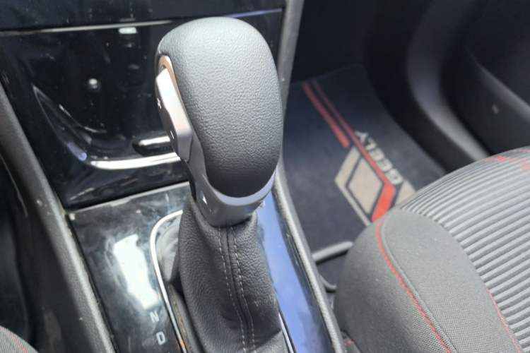 Used Buick Encore 2018 18T Automatic Two-Wheel Drive Urban Leading Model Gear Lever