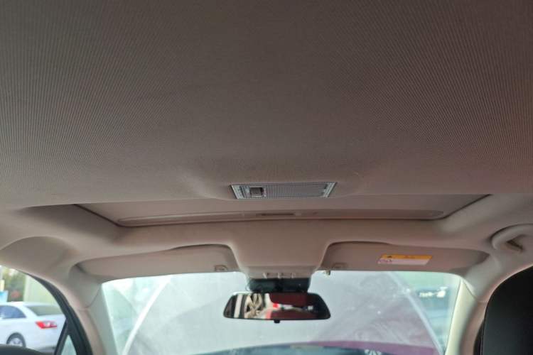 Used Buick Encore 2018 18T Automatic Two-Wheel Drive Urban Elite Model Headliner