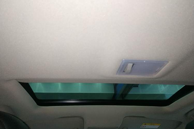 Used Buick Encore 2018 18T Automatic Two-Wheel Drive Urban Leading Model Headliner