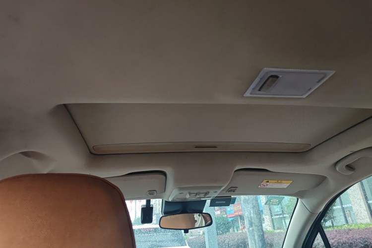 Used Buick Encore 2018 18T Automatic Two-Wheel Drive Urban Leading Model Headliner