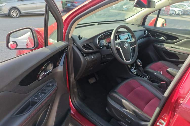 Used Buick Encore 2018 18T Automatic Two-Wheel Drive Urban Elite Model Interior 3