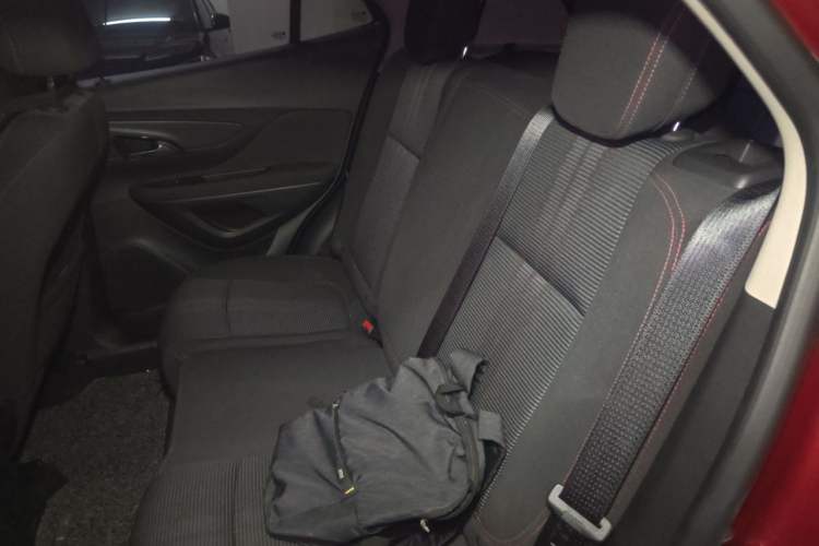 Used Buick Encore 2018 18T Automatic Two-Wheel Drive Urban Leading Model Left Rear Seat