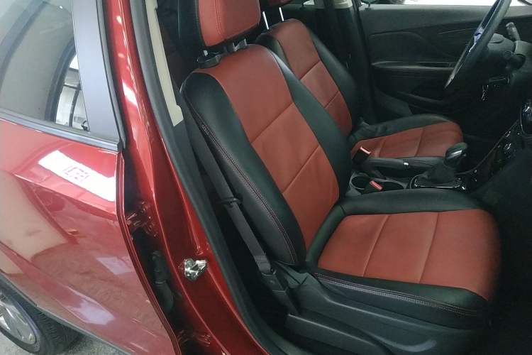 Used Buick Encore 2018 18T Automatic Two-Wheel Drive Urban Leading Model Right Front Seat
