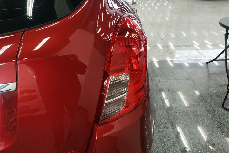 Used Buick Encore 2018 18T Automatic Two-Wheel Drive Urban Leading Model Right Rear Taillight
