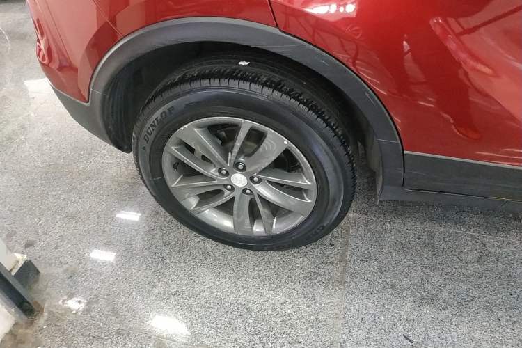 Used Buick Encore 2018 18T Automatic Two-Wheel Drive Urban Leading Model Right Rear Wheel Hub