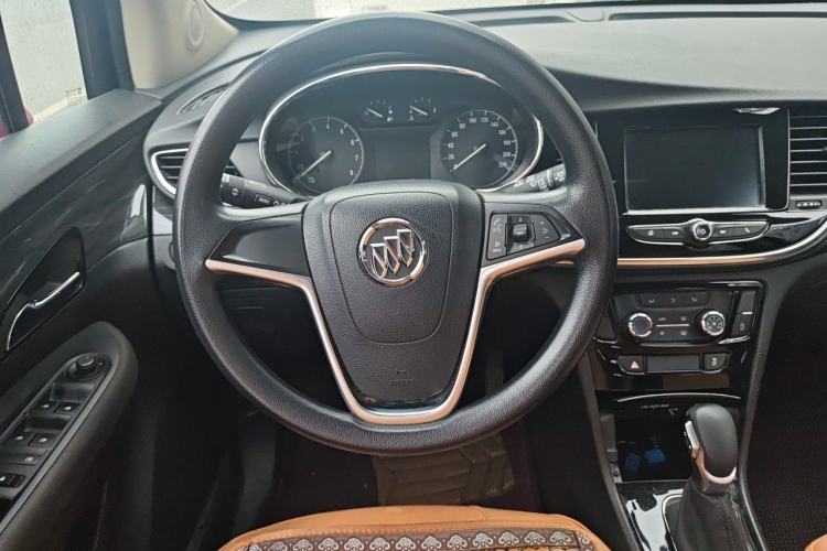 Used Buick Encore 2018 18T Automatic Two-Wheel Drive Urban Leading Model Steering Wheel