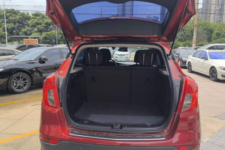 Used Buick Encore 2018 18T Automatic Two-Wheel Drive Urban Leading Model Trunk