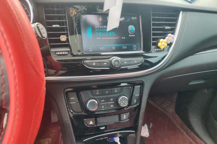 Used Buick Encore 2018 18T Automatic Two-Wheel Drive Urban Leading Model Audio And AC Panel