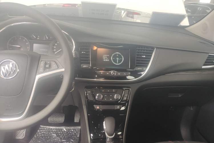 Used Buick Encore 2018 18T Automatic Two-Wheel Drive Urban Leading Model Audio And AC Panel