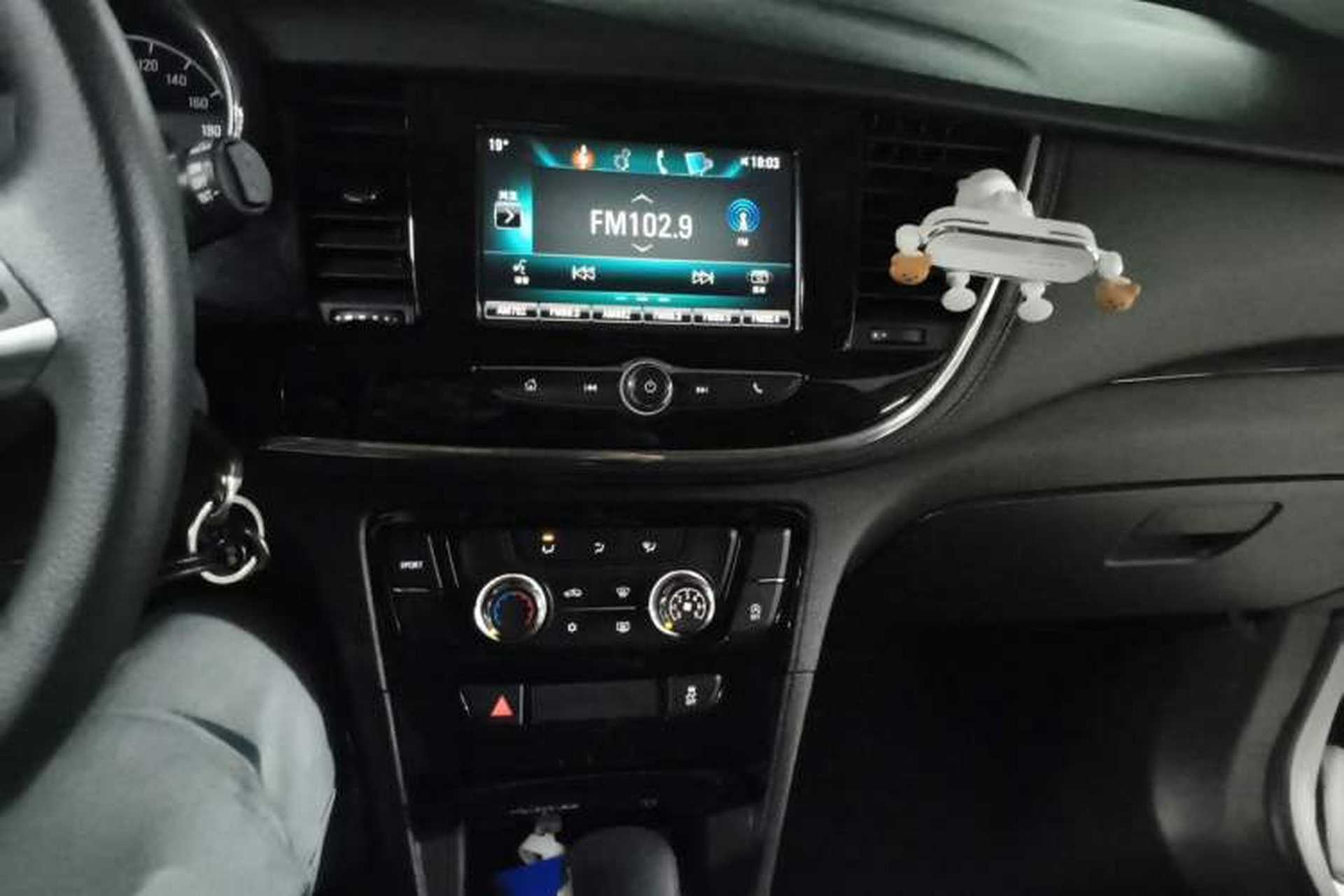 Used Buick Encore 2018 18T Automatic Two-Wheel Drive Urban Leading Model Audio And AC Panel