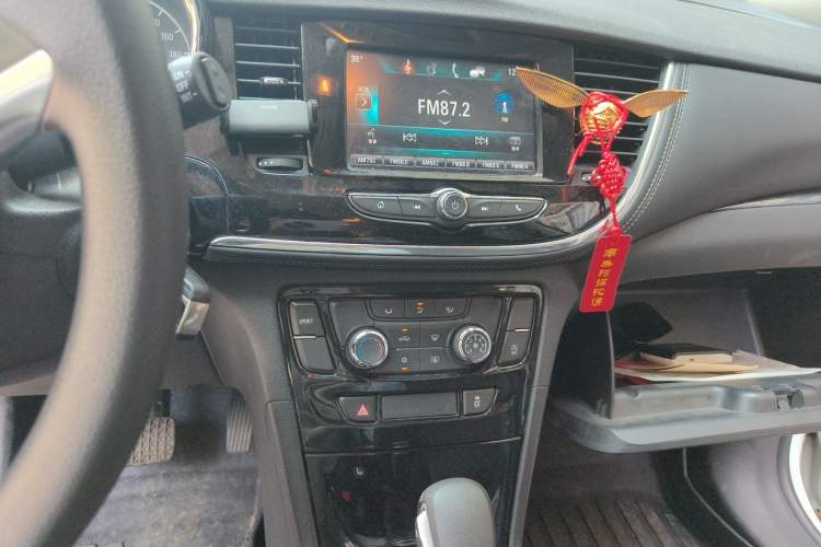Used Buick Encore 2018 18T Automatic Two-Wheel Drive Urban Leading Model Audio And AC Panel