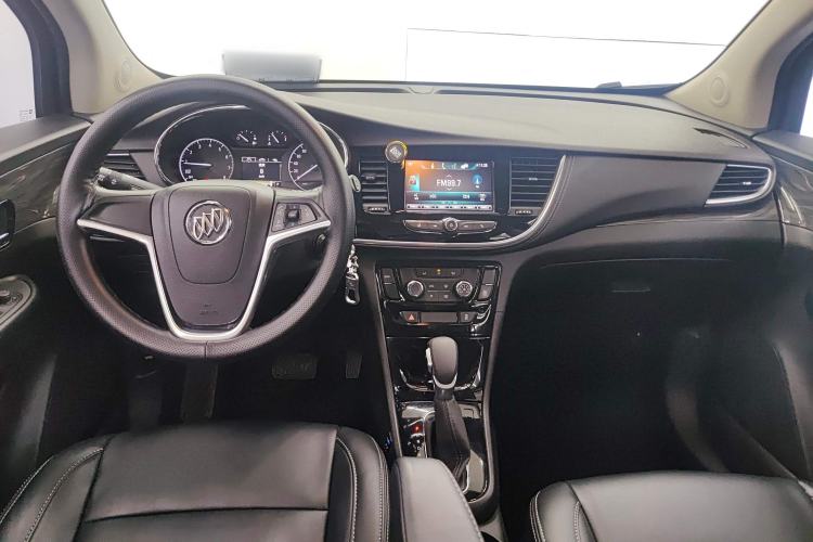 Used Buick Encore 2018 18T Automatic Two-Wheel Drive Urban Leading Model Center Console