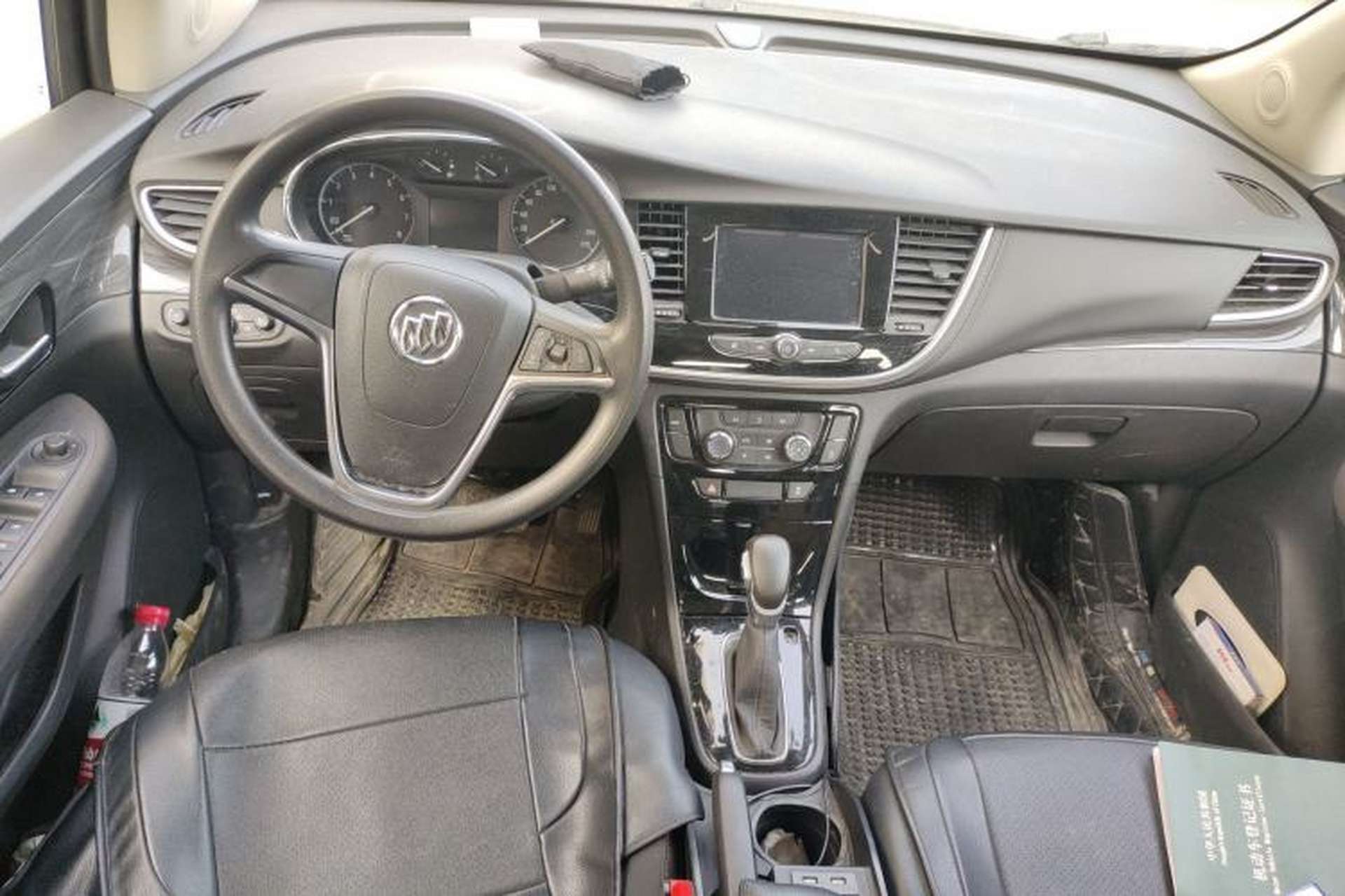 Used Buick Encore 2018 18T Automatic Two-Wheel Drive Urban Leading Model Center Console