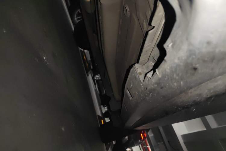 Used Buick Encore 2018 18T Automatic Two-Wheel Drive Urban Elite Model Chassis Front Left