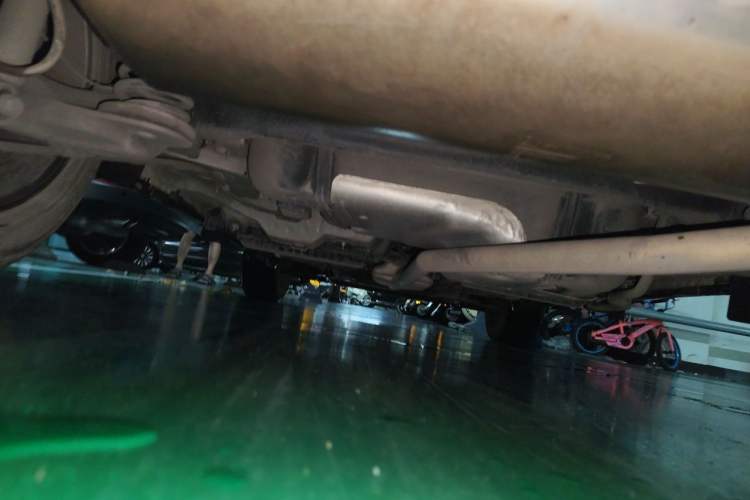 Used Buick Encore 2018 18T Automatic Two-Wheel Drive Urban Fashion Model Chassis Rear