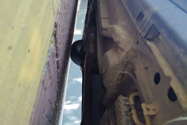 Used Buick Encore 2018 18T Automatic Two-Wheel Drive Urban Fashion Model Chassis Rear Left