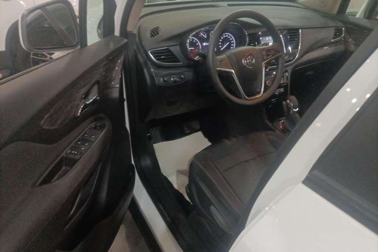 Used Buick Encore 2018 18T Automatic Two-Wheel Drive Urban Leading Model Driver Seat