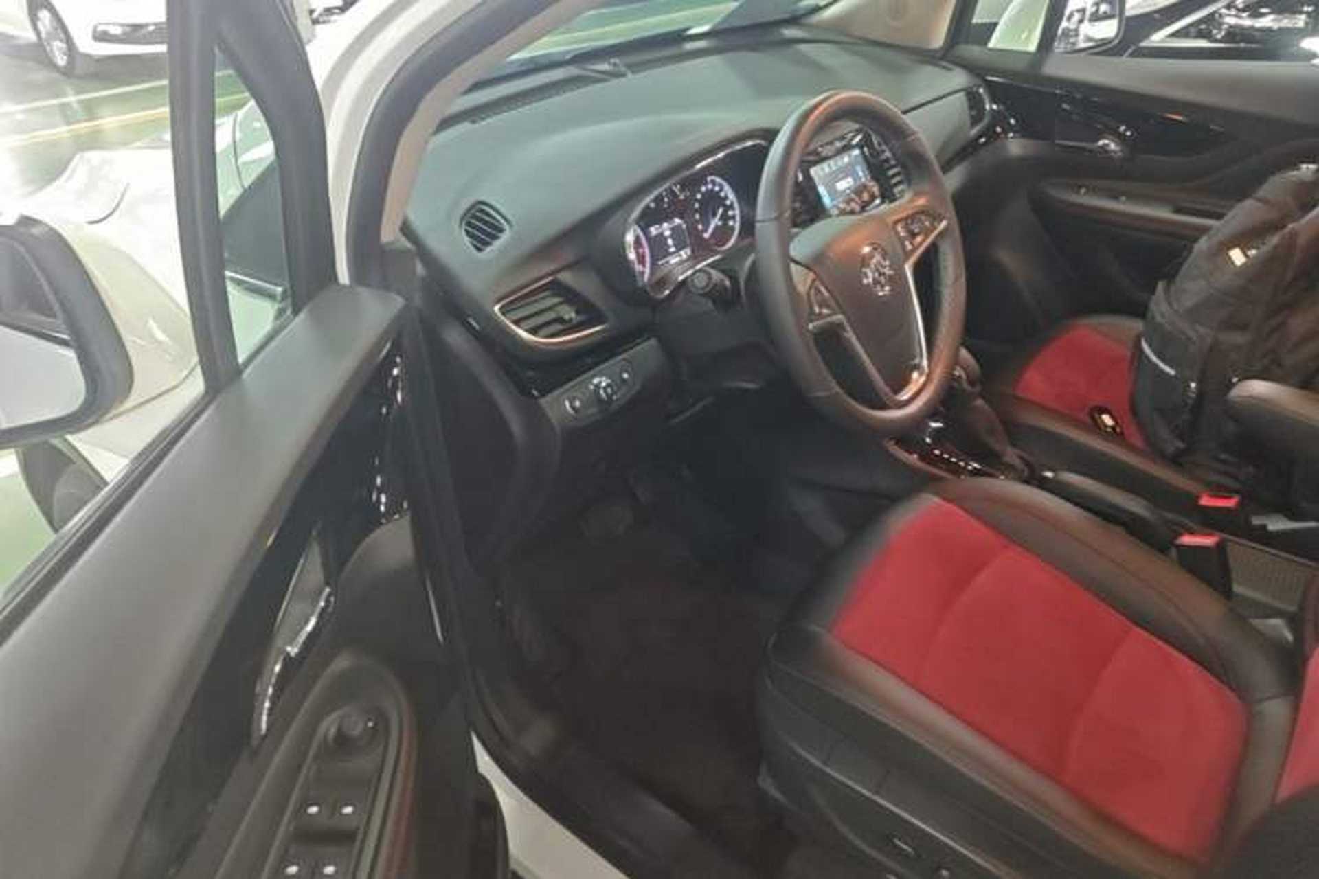 Used Buick Encore 2018 18T Automatic Two-Wheel Drive Urban Elite Model Driver Seat
