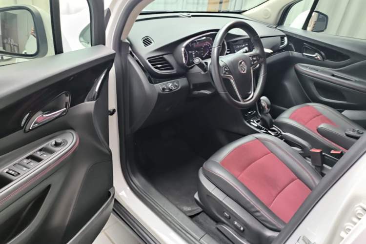 Used Buick Encore 2018 18T Automatic Two-Wheel Drive Urban Elite Model Driver Seat