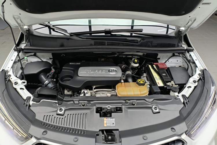 Used Buick Encore 2018 18T Automatic Two-Wheel Drive Urban Elite Model Engine Bay