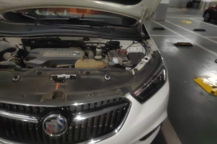 Used Buick Encore 2018 18T Automatic Two-Wheel Drive Urban Elite Model Engine Bay Left