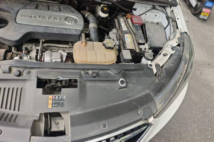 Used Buick Encore 2018 18T Automatic Two-Wheel Drive Urban Leading Model Engine Bay Left