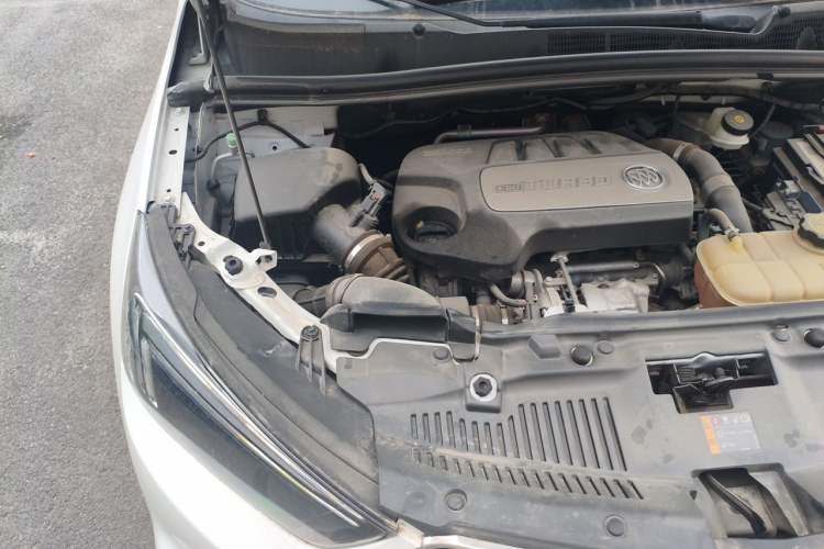 Used Buick Encore 2018 18T Automatic Two-Wheel Drive Urban Leading Model Engine Bay Right