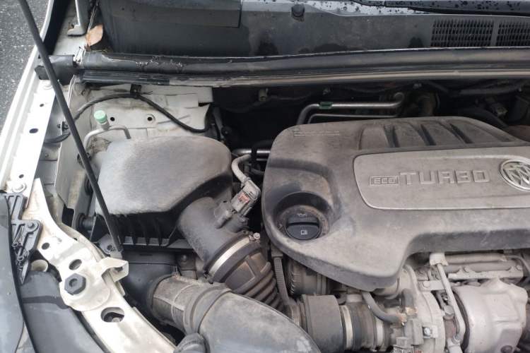 Used Buick Encore 2018 18T Automatic Two-Wheel Drive Urban Leading Model Engine Bay Right